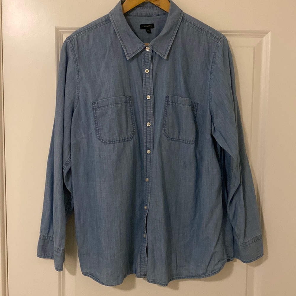 Talbots light weight work shirt. Size XL